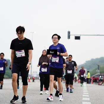Runner Photo 7482997