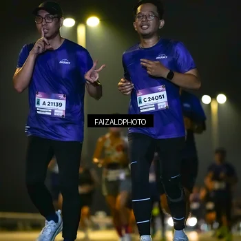 Runner Photo 7483008