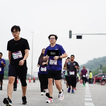 Runner Photo 7483012