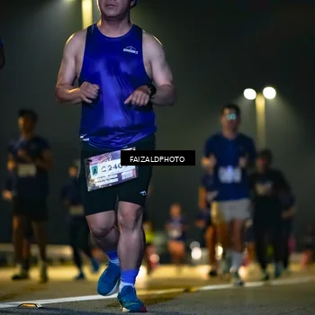 Runner Photo 7483024
