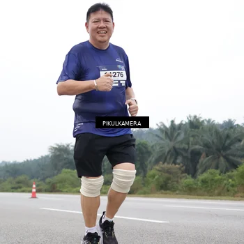 Runner Photo 7483039