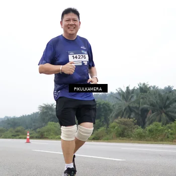 Runner Photo 7483040