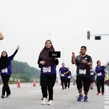 Runner Photo 7483052