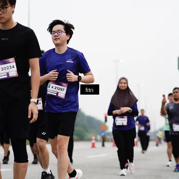 Runner Photo 7483054