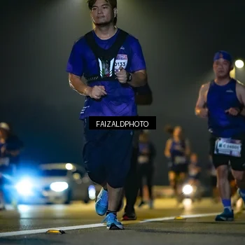 Runner Photo 7483058