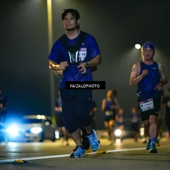 Runner Photo 7483062