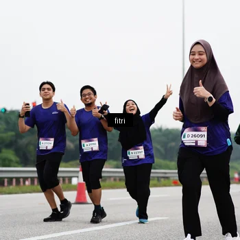 Runner Photo 7483084