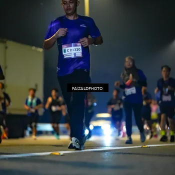 Runner Photo 7483088