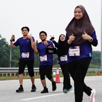 Runner Photo 7483090