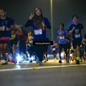 Runner Photo 7483098