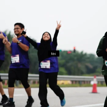 Runner Photo 7483118