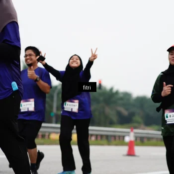 Runner Photo 7483132