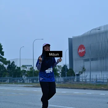 Runner Photo 7483157