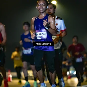 Runner Photo 7483179