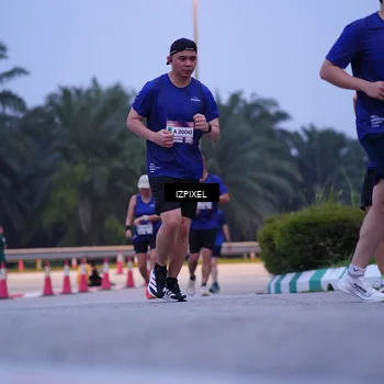 Runner Photo 7483181