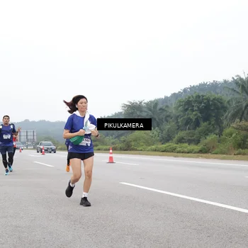 Runner Photo 7483192