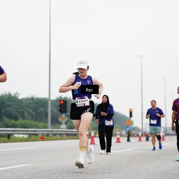 Runner Photo 7483202