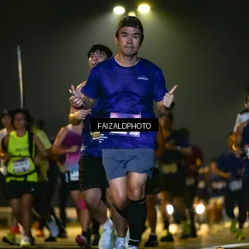 Runner Photo 7483210