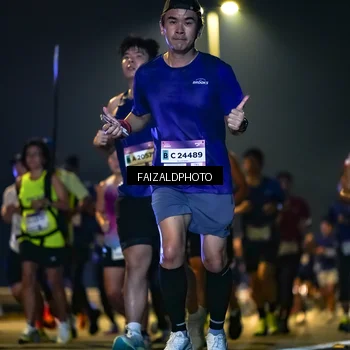 Runner Photo 7483221