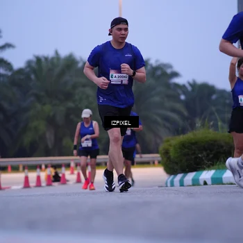 Runner Photo 7483227