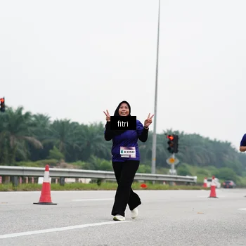Runner Photo 7483234