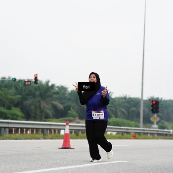 Runner Photo 7483238