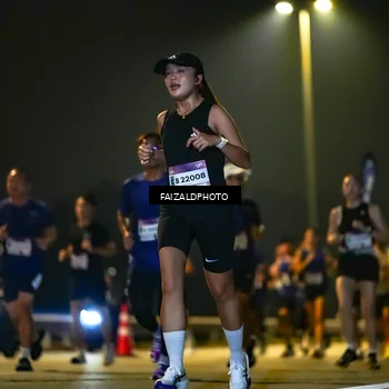 Runner Photo 7483253