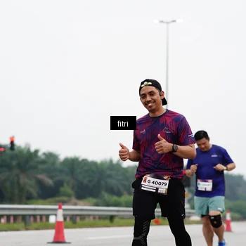 Runner Photo 7483269