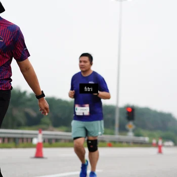 Runner Photo 7483292