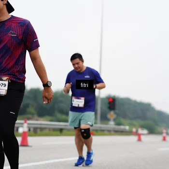 Runner Photo 7483296