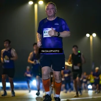 Runner Photo 7483301