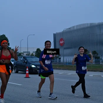 Runner Photo 7483317