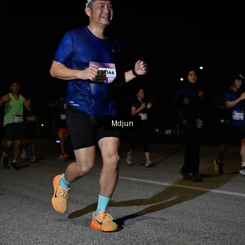 Runner Photo 7483325