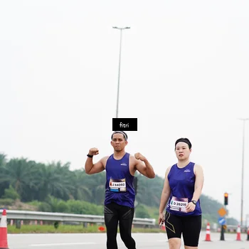 Runner Photo 7483353