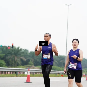 Runner Photo 7483364