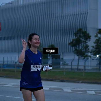 Runner Photo 7483368
