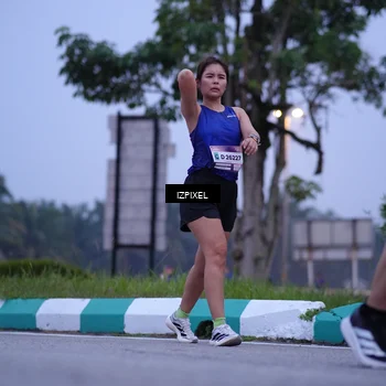 Runner Photo 7483374