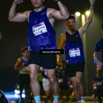 Runner Photo 7483380