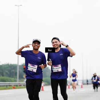 Runner Photo 7483386
