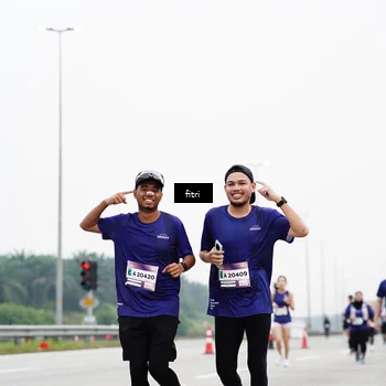 Runner Photo 7483391
