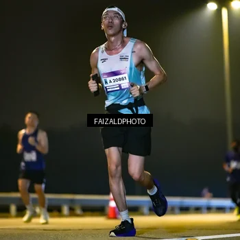 Runner Photo 7483411