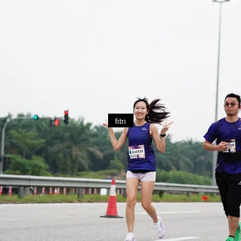Runner Photo 7483437