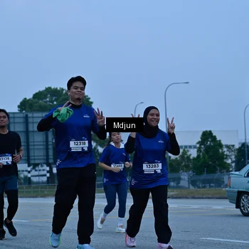 Runner Photo 7483441