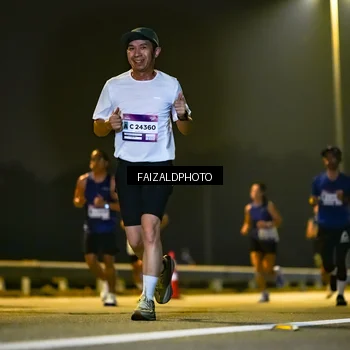 Runner Photo 7483448