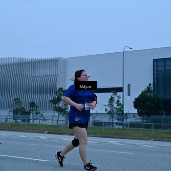 Runner Photo 7483471