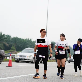 Runner Photo 7483538