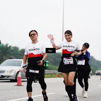 Runner Photo 7483543