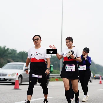 Runner Photo 7483547
