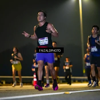 Runner Photo 7483556