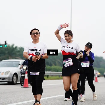 Runner Photo 7483557